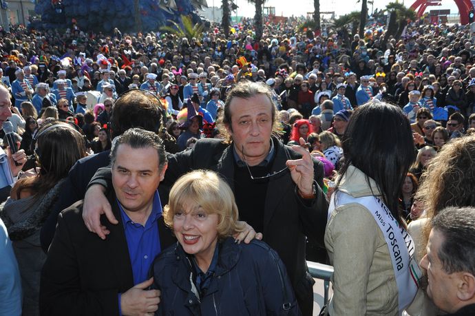 Ingrandisci la foto
